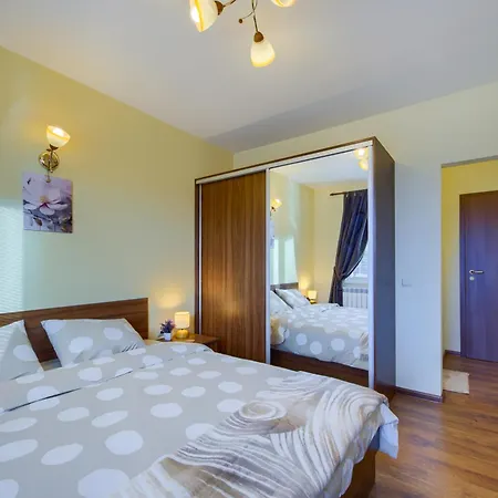 Rila North サモコフ