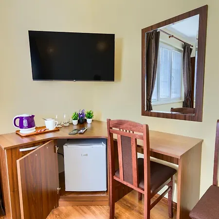 ゲストハウス Rila North サモコフ