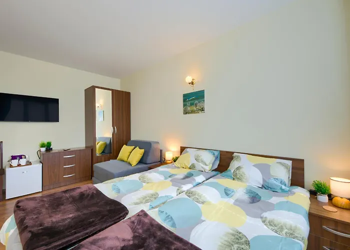 بيت ضيافة Rila North