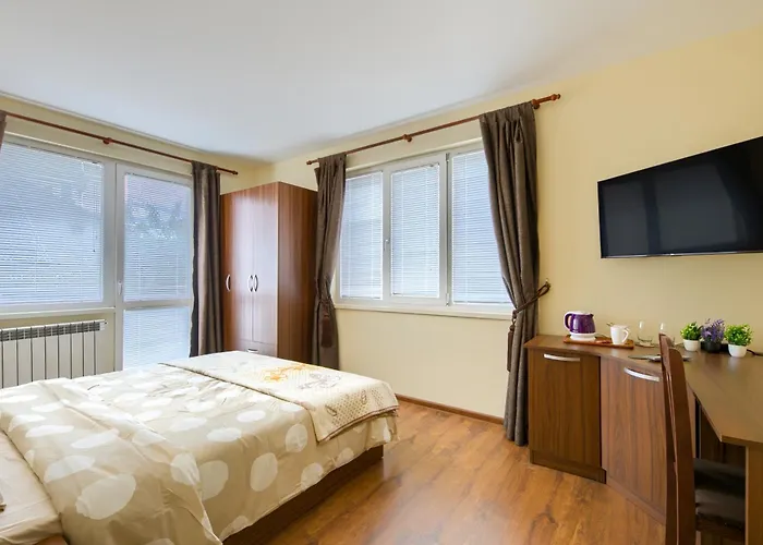 Rila North بيت ضيافة 3*