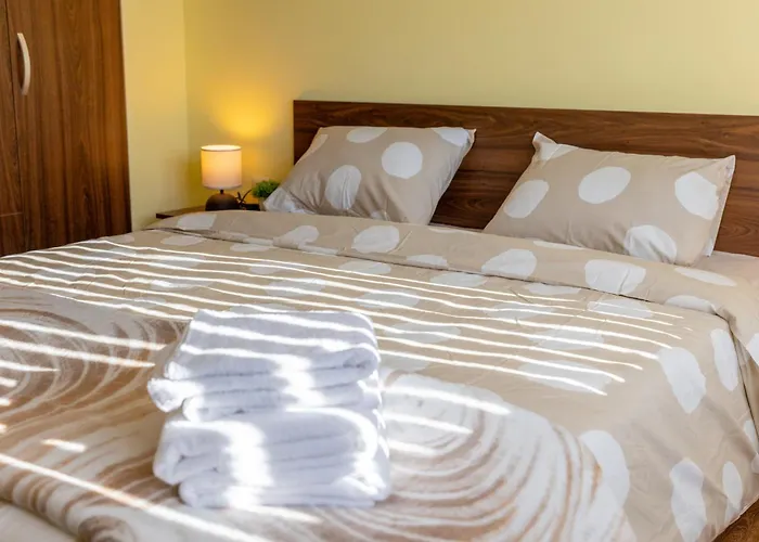 Rila North بيت ضيافة ساموكوف